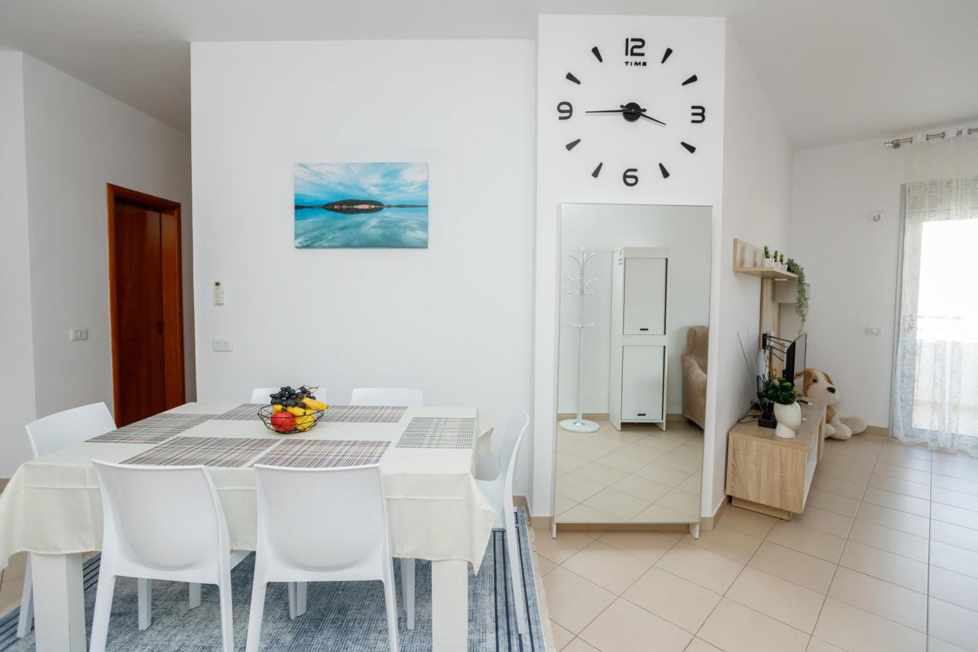 Gus Apartament Avlonya Dış mekan fotoğraf